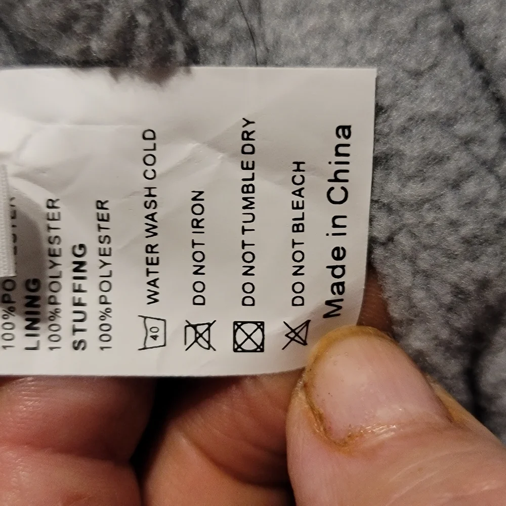 Nwot. Never Used.   Dog Parka Fuzzy Cozy Dog Jacket Pink Medium - Picture 11 of 15